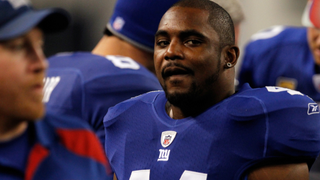 Angelina From <em>Jersey Shore</em> Says Ahmad Bradshaw "Is A Hot Black"